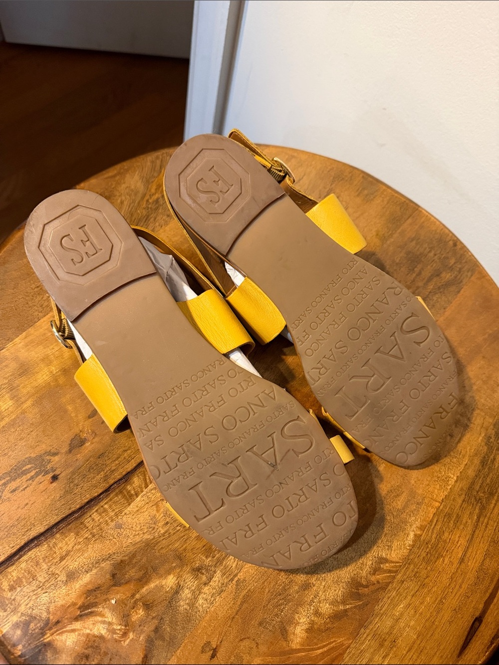 Franco Sarto Gia Sandals - Picture 3 of 4